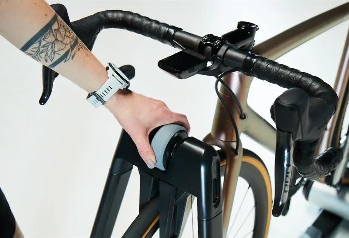 Wahoo KICKR ROLLR Smart Bike Roller