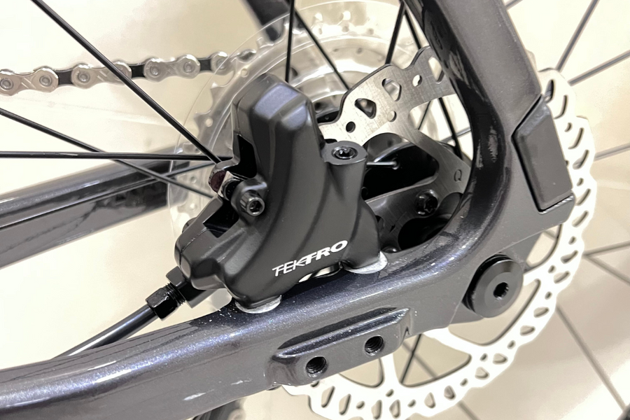 2022 GIANT Fastroad Advance 2 Hybrid Road Bike