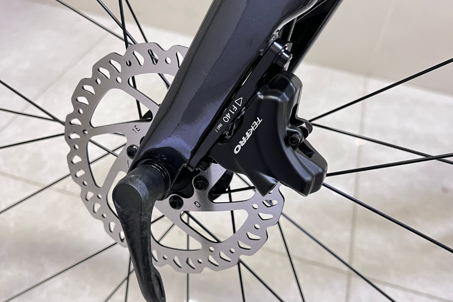 2022 GIANT Fastroad Advance 2 Hybrid Road Bike