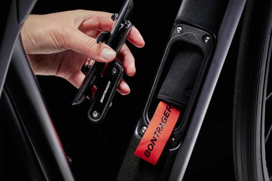 TREK 2023 DOMANE SL 6 GEN 4 ROAD BIKE -SATIN TREK BLACK