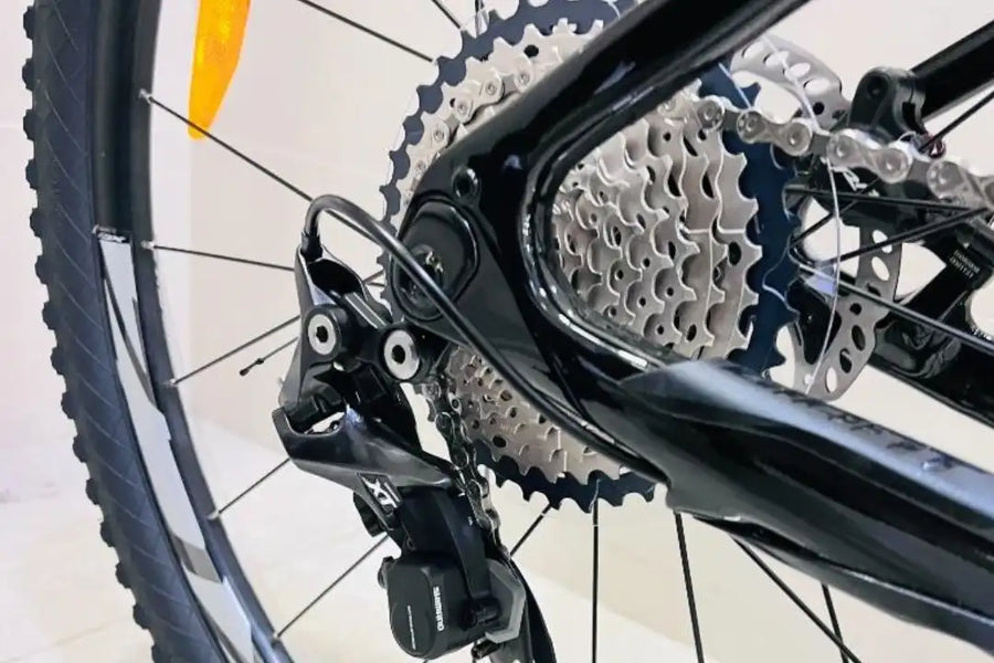 2022 Giant XTC Advanced 27.5 3 Carbon Frame Mountain Bike MTB