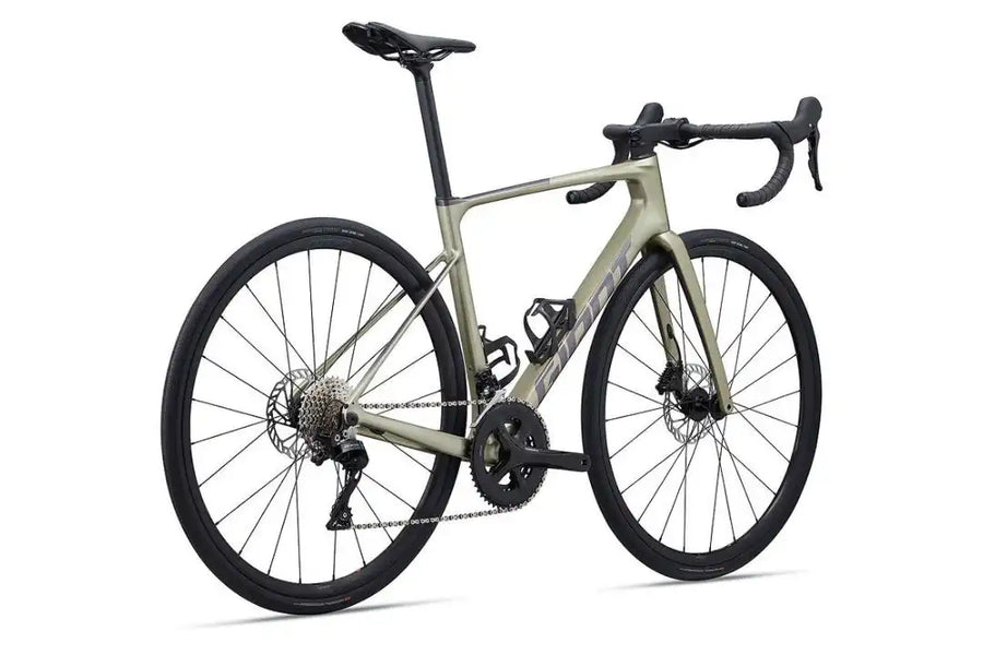 Giant 2024 DEFY ADVANCED 2
