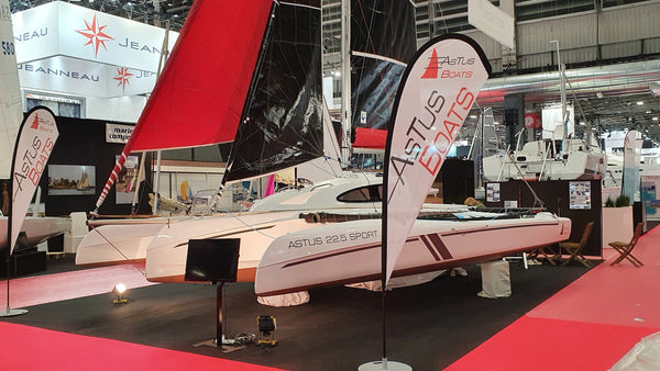 ASTUS Sailing Trimaran Boat 22.5