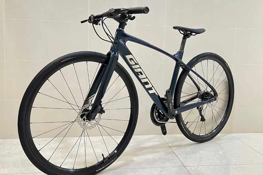 2022 Giant Fastroad Advance 1 Hybrid Road Bike